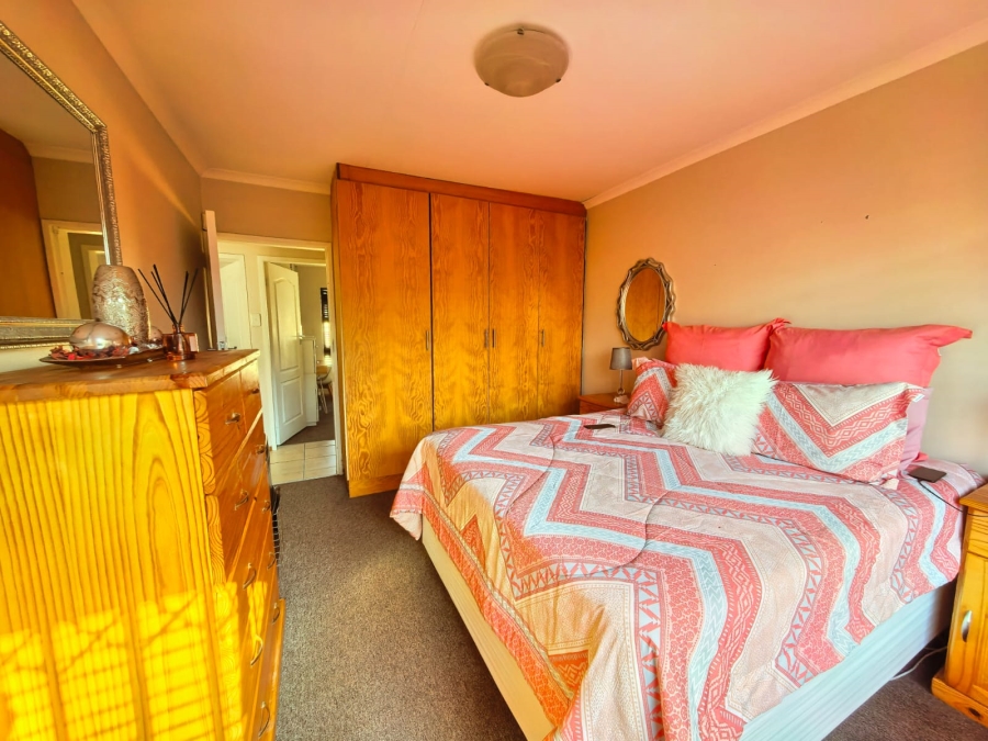 3 Bedroom Property for Sale in Vaalpark Free State